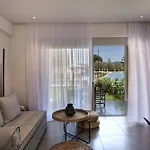 Crystal Waters 4*