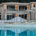 Crystal Waters 4* Nikiána