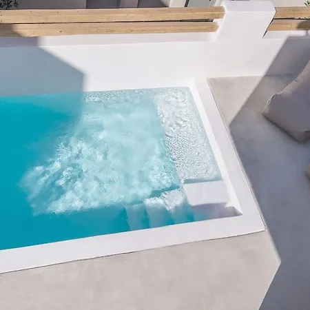 Hotel Crystal Waters 4*