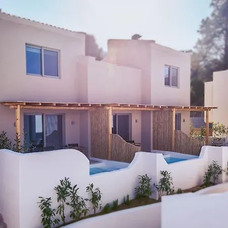 Hotel Crystal Waters Nikiana