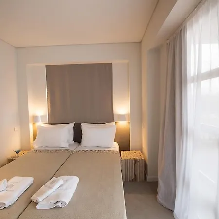 Crystal Waters Hotel Nikiana