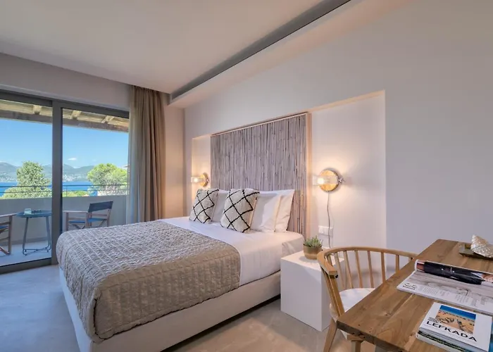 Crystal Waters Ξενοδοχείο