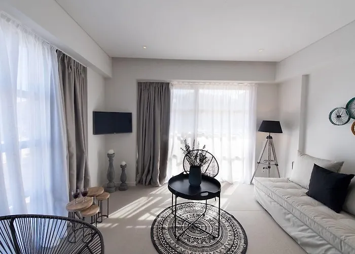 Crystal Waters Νικιάνα