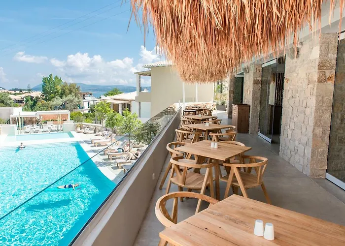 Crystal Waters 4* Νικιάνα